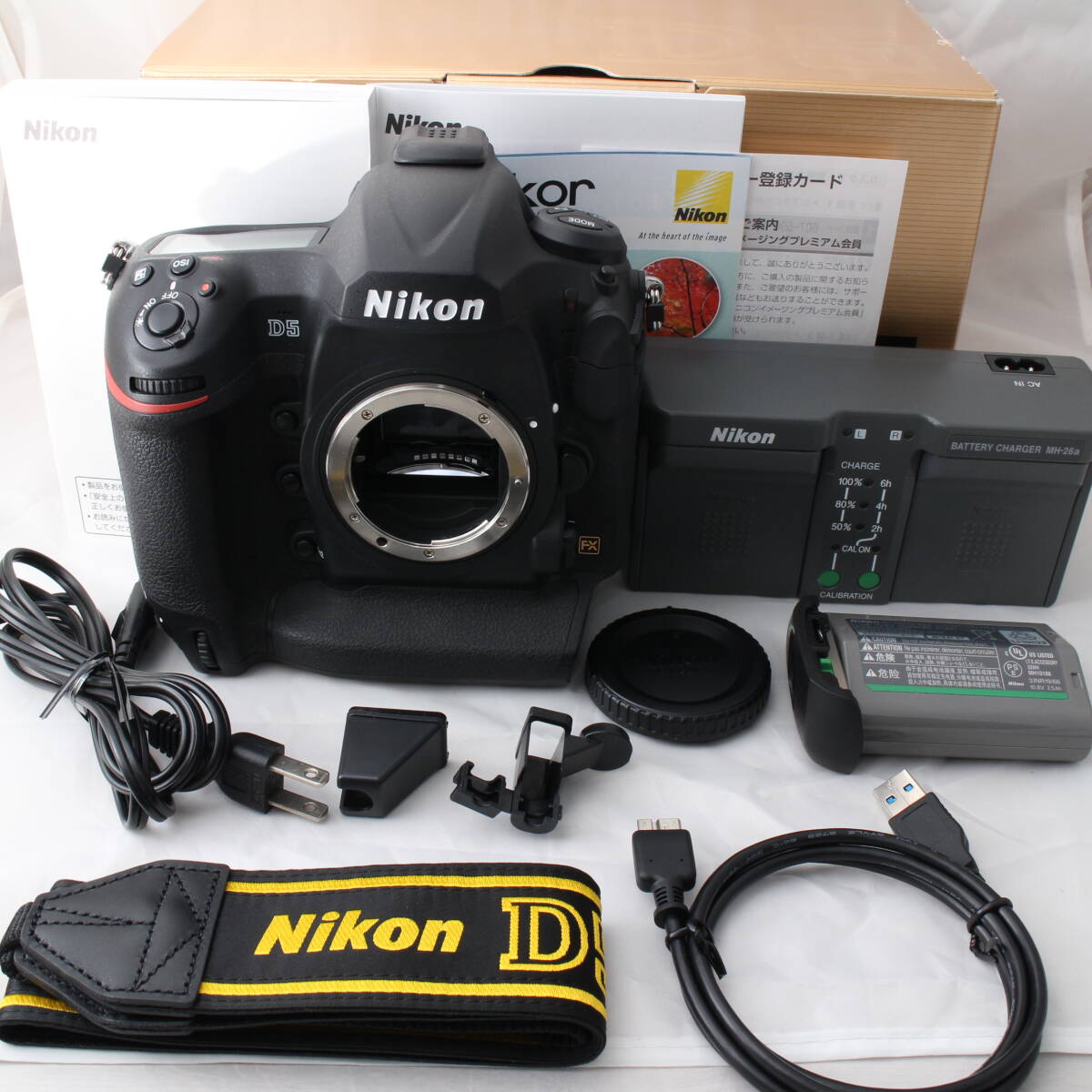 ☆ショット数9274☆ Nikon デジタル一眼レフカメラ D5 (XQD-Type) ニコン #3661拍卖