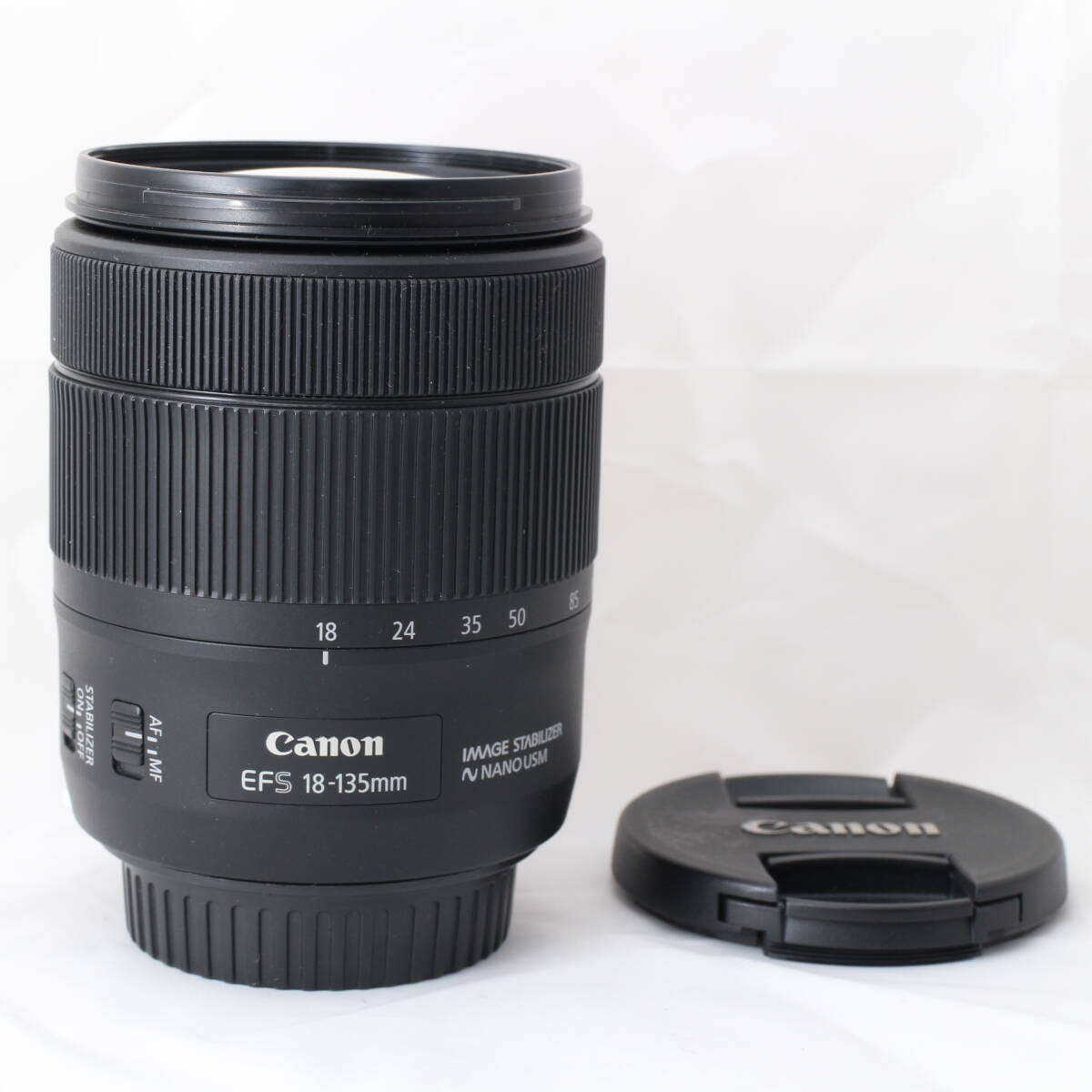 ☆良品☆ Canon 標準ズームレンズ EF-S18-135mm F3.5-5.6 IS USM EF-S18-135ISUSM APS-C対応 キヤノン #R295拍卖