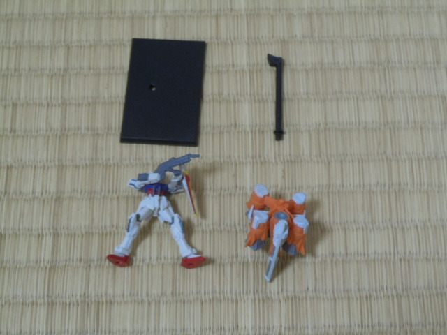 ガンダムコレクション9 ガンバレルストライク 開封済み 中古品 説明書なし拍卖