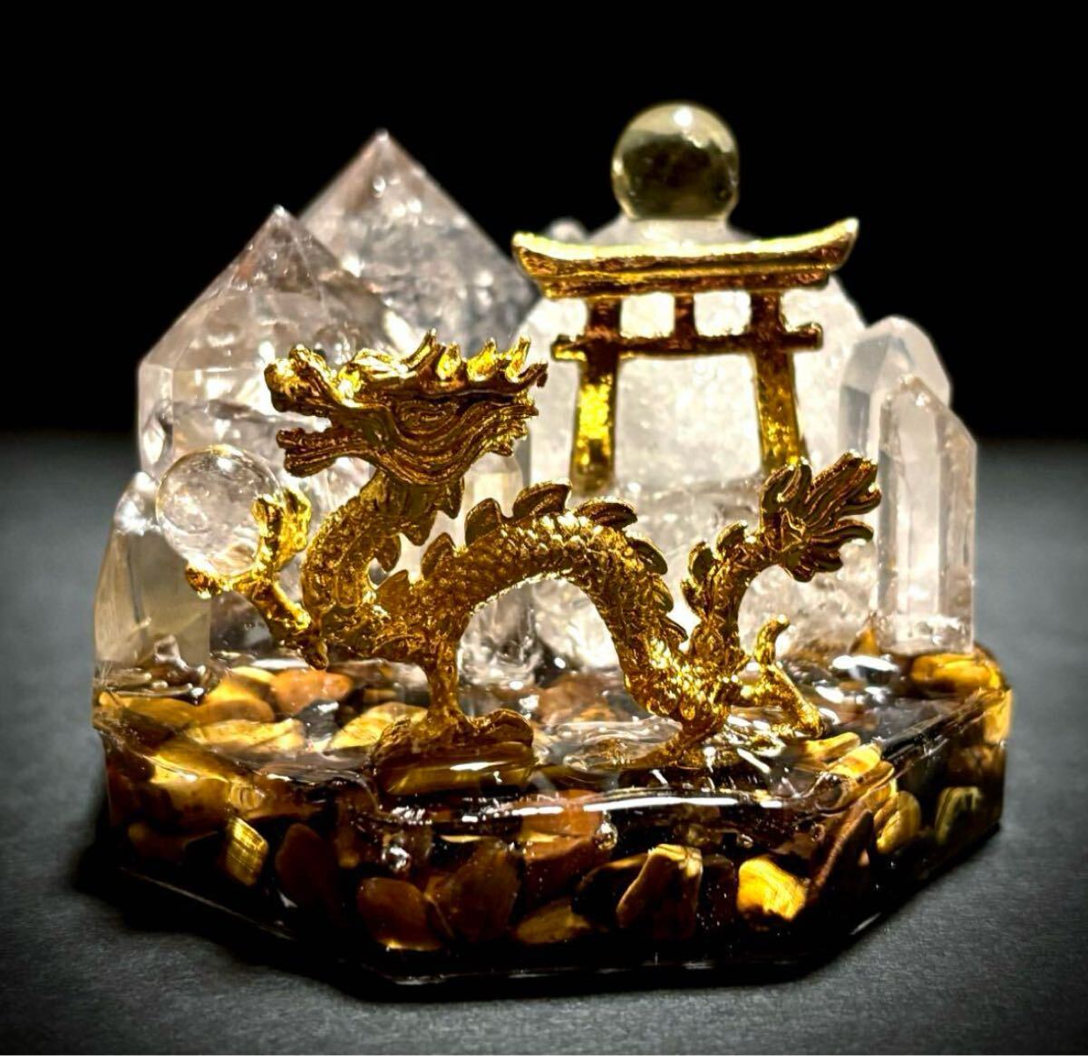 ◇宝水晶を掴む龍◇鳥居◇神社◇オルゴナイト◇タイガーアイ◇シトリン◇水晶◇八角◇拍卖