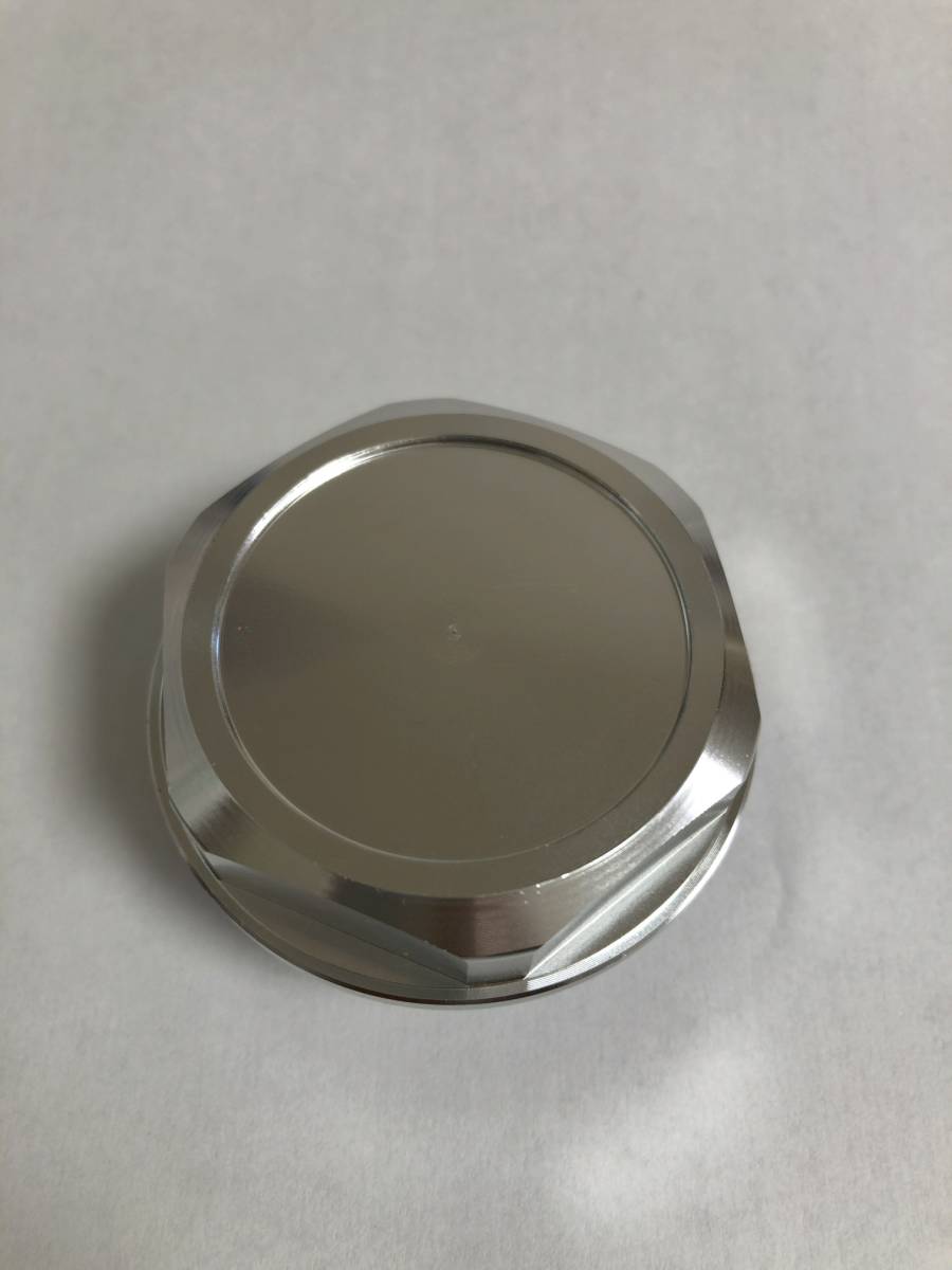 トヨタ車用 オイルフィラーキャップ シルバー拍卖