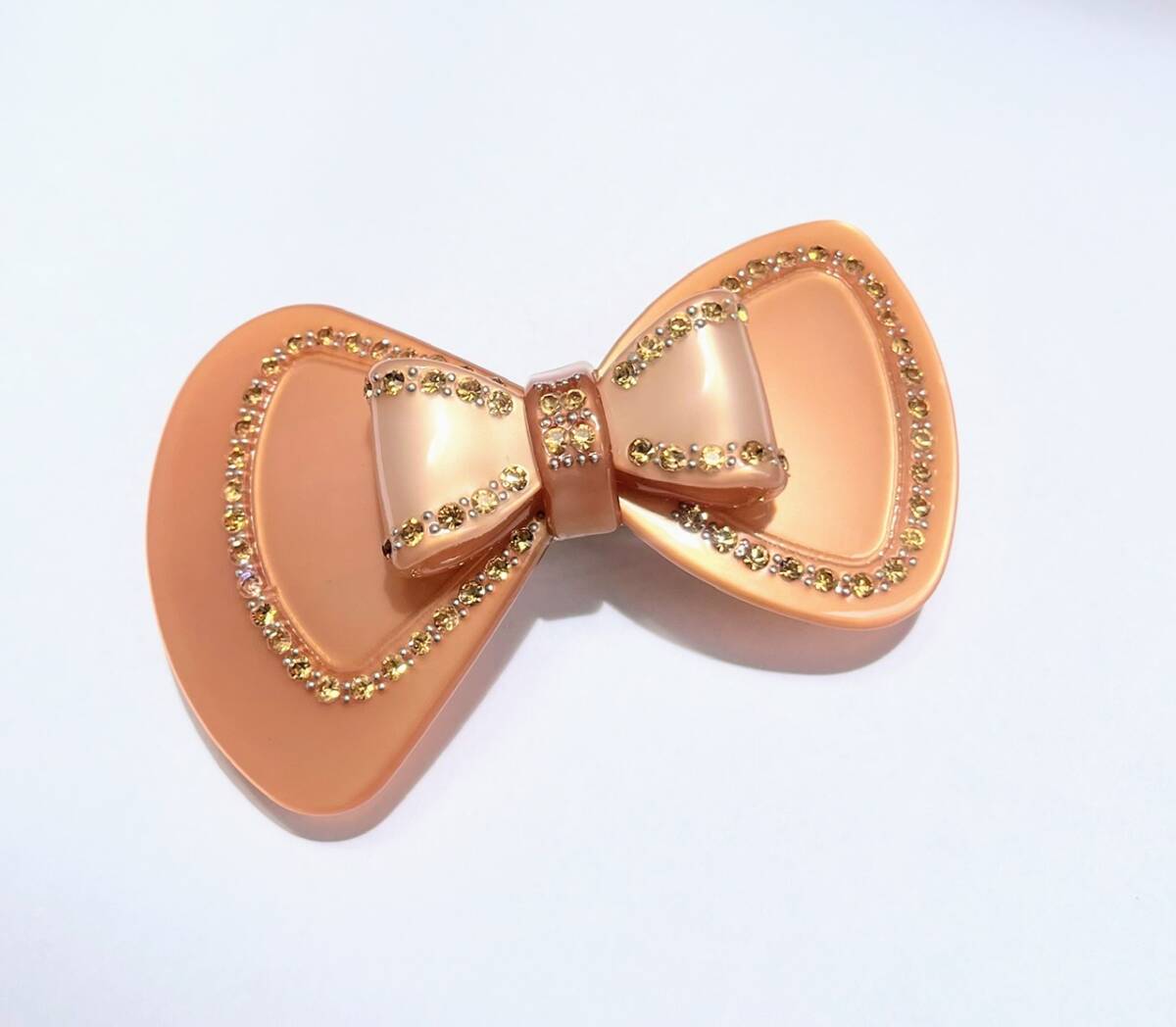 訳あり★即決価格★送料無料★アシンメトリーリボン★スワロフスキー★バレッタ拍卖