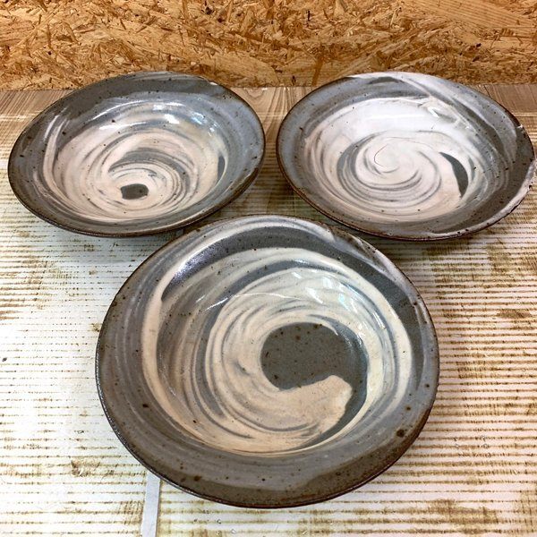 送料無料◆ ★刷毛目★ 平鉢 3皿セット 在銘 浅鉢 中皿 和皿 工芸品 陶芸 アンティーク コレクション 中古品ランクB 欠けあり拍卖