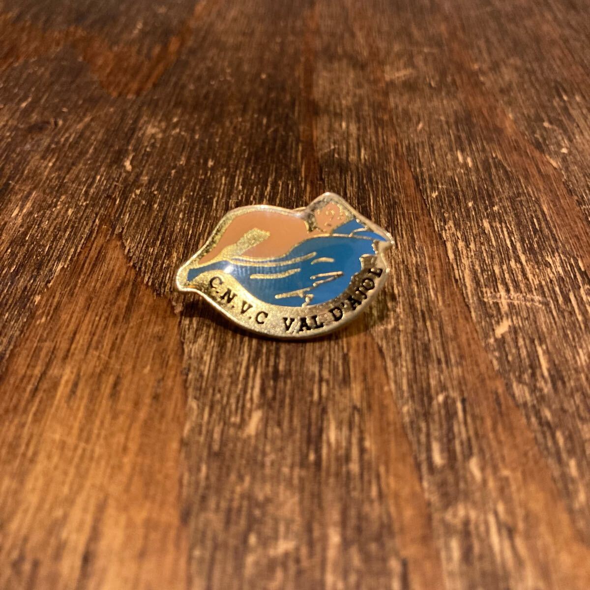 ユーロ雑貨 ヨーロッパ雑貨 ピンズ ピンバッジ スウィマー ビンテージ雑貨 フランス雑貨拍卖