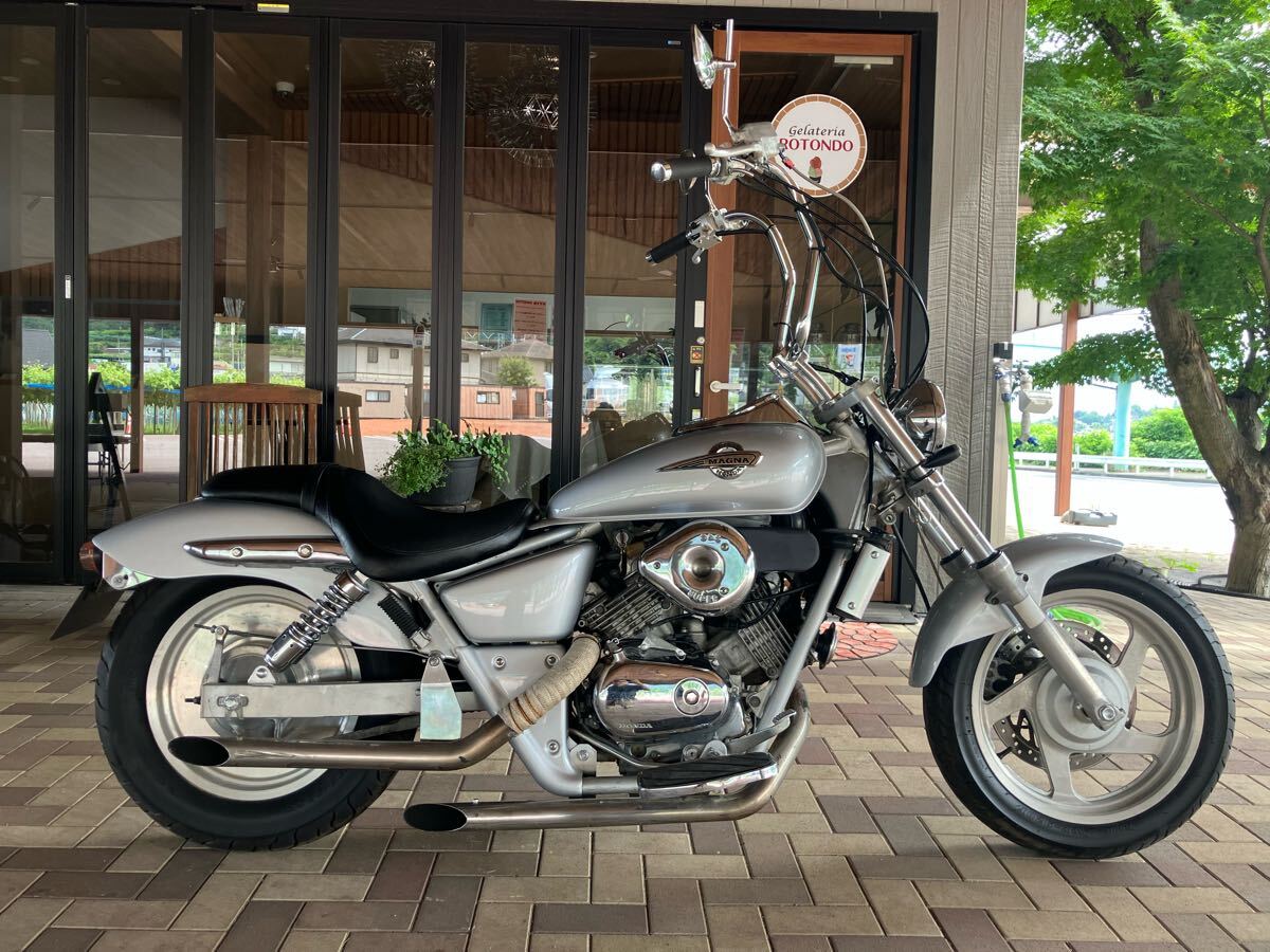 秋SALE!1万円スタート!HONDA マグナ250 MC29 カスタム 社外ハンドル スラッシュマフラー ダウンサス バッテリー交換 油脂類交換拍卖