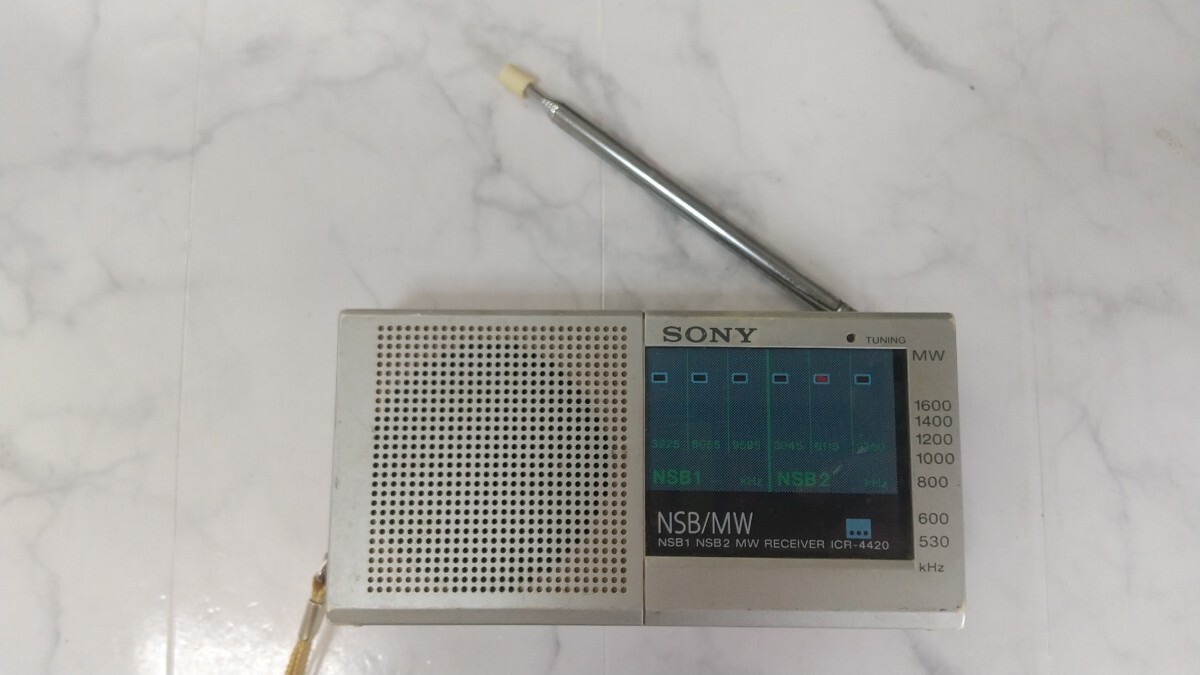 K4188 SONY ICR-4420 短波ラジオ AM ハンディポータブルラジオ 通電確認済 現状品 送料無料拍卖