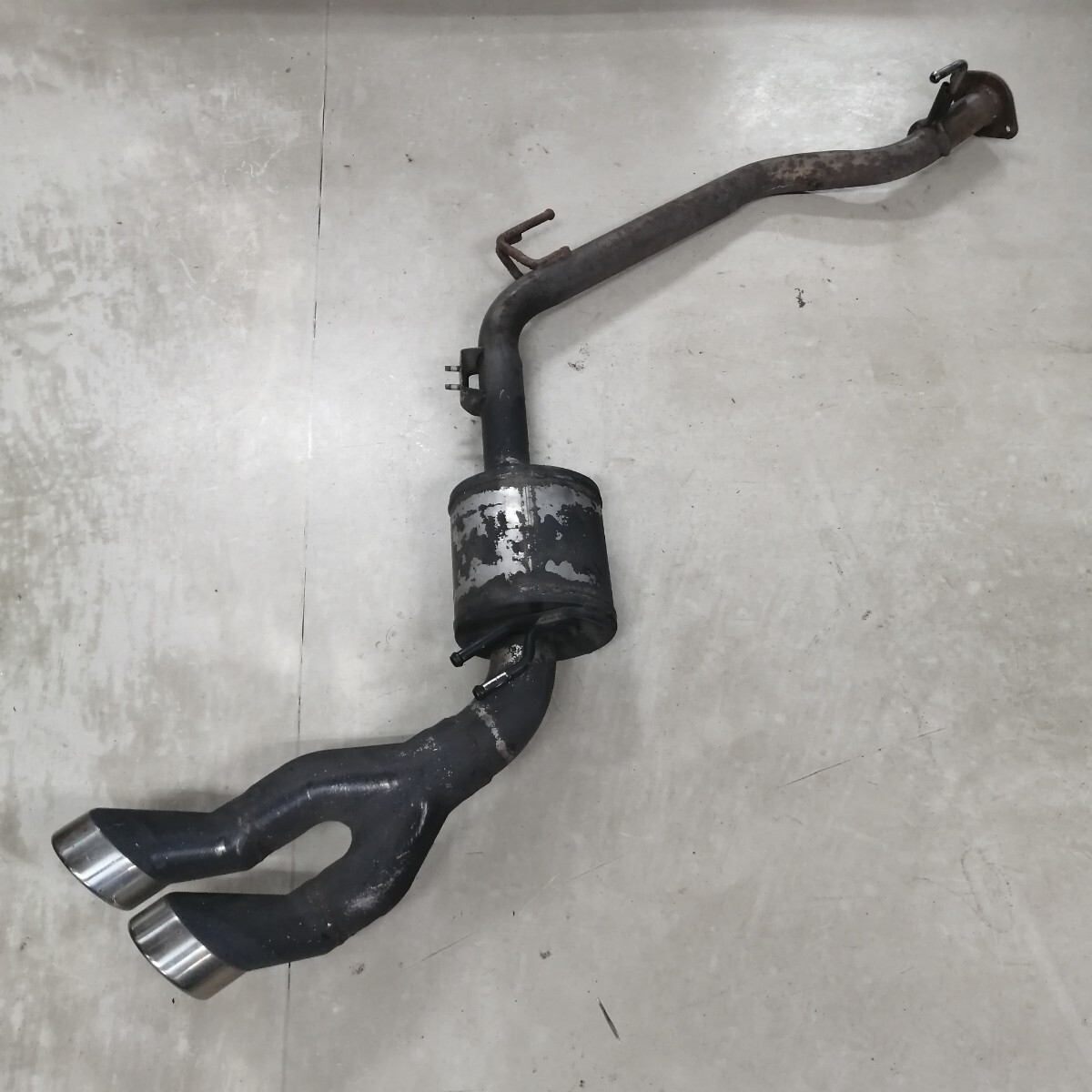 TE52 E52 純正 エルグランド ライダー デュアルテール マフラー リアピース拍卖