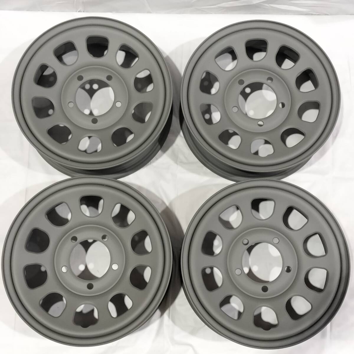 デイトナ G2 マットグレー 16-5.5J 5H139.7 +22 TOYO OPEN COUNTRY M/T 225/75R16 ジムニー JB64W JB23W 01-2431拍卖