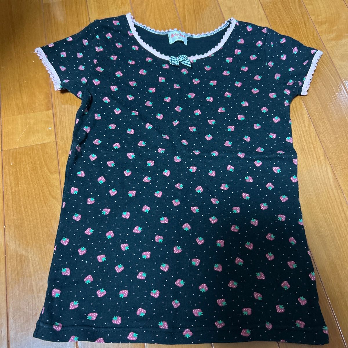 美品 シャリーテンプル サイズ140 トップス 半袖Tシャツ 半袖 カットソー 女の子拍卖