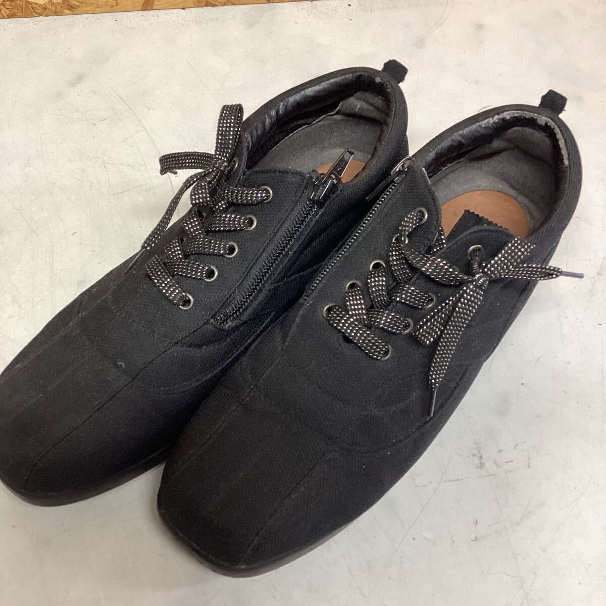 LEONA VALENTINOメンズ シューズ スニーカー ブラック 25センチ(の8)拍卖