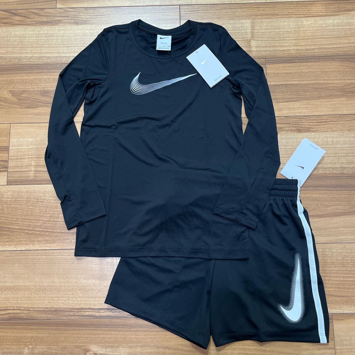 140 ナイキ NIKE 長袖 ロンT ハーフパンツ ショートパンツ セットアップ バスパン 拍卖