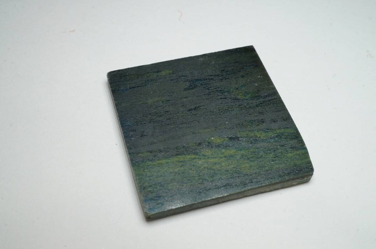 【特別即決価格!早い者勝ち!】30年前の未使用在庫!出雲石 青石7g 表面研磨済 碧玉 ジャスパー 瑪瑙 原石 鑑賞石 天然石 鉱石 鉱物拍卖