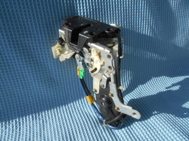 セルシオ UCF21 右後部 ドア アクチュエーター拍卖