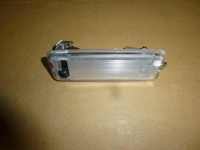 ヴァナゴンT3/カラベルT3用ルームライトカバー新品HELLA製拍卖