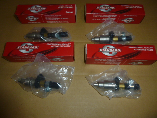 ヴァナゴンT3/カラベルT3 1.9/2.1用フューエルインジェクター4本セットシール付き新品1台分拍卖