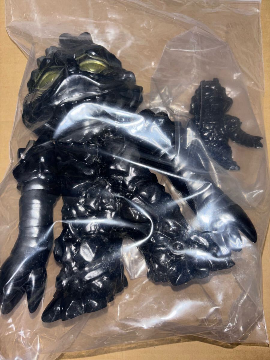 即決 復刻堂 ターゲットアース 復刻昭和の大怪獣 スモゴン2号 金目 ミニスモゴン付き IKB 新品未使用品 パチ怪獣 ソフビ TARGET EARTH拍卖