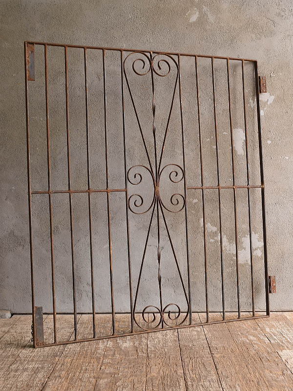 イギリスアンティーク アイアンフェンス ゲート柵 ガーデニング 13120拍卖