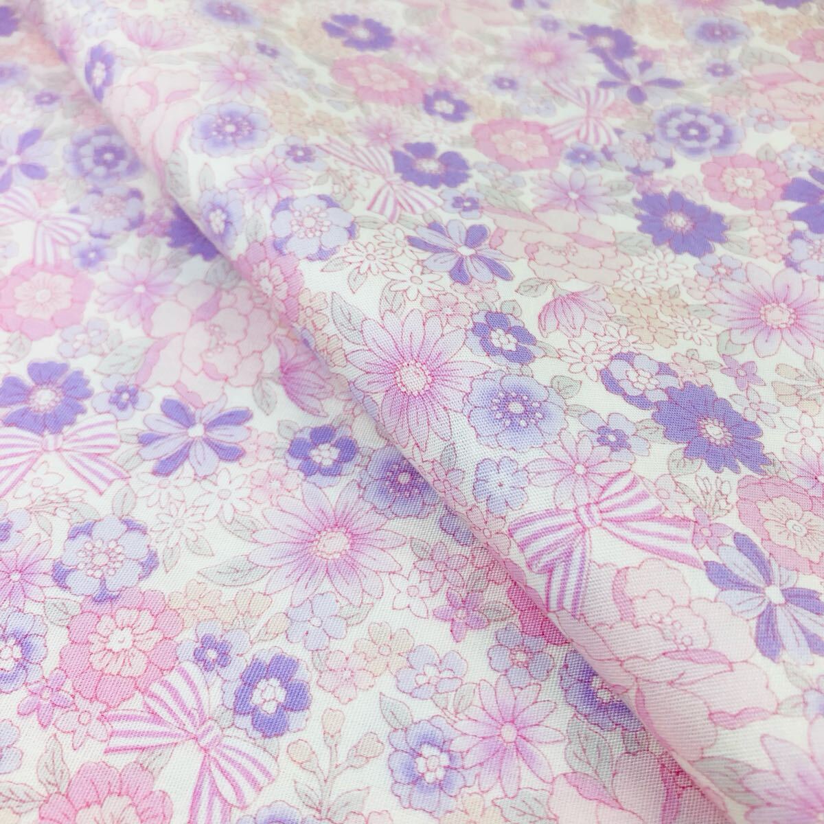 1m 日本製 可愛いリボンと小花のブロード生地 コスモテキスタイル はぎれ ブロード コットン パステルピンク拍卖