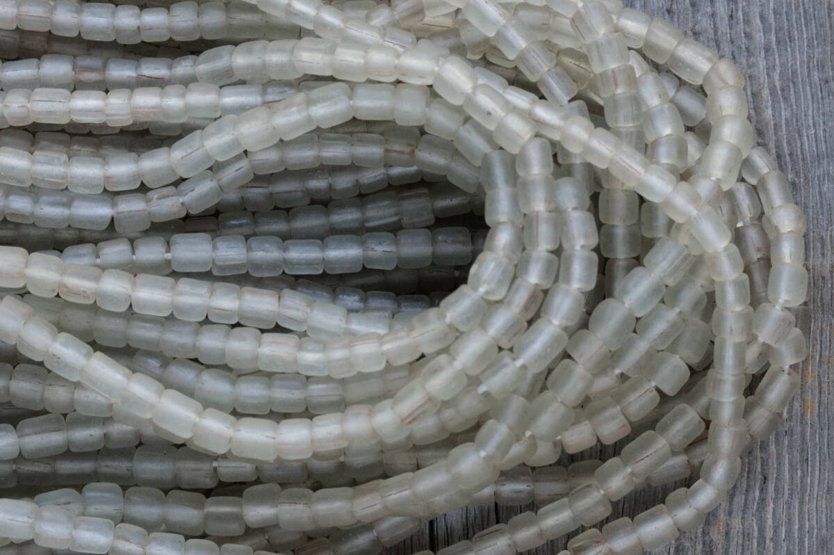 *Java grass beads1拍卖