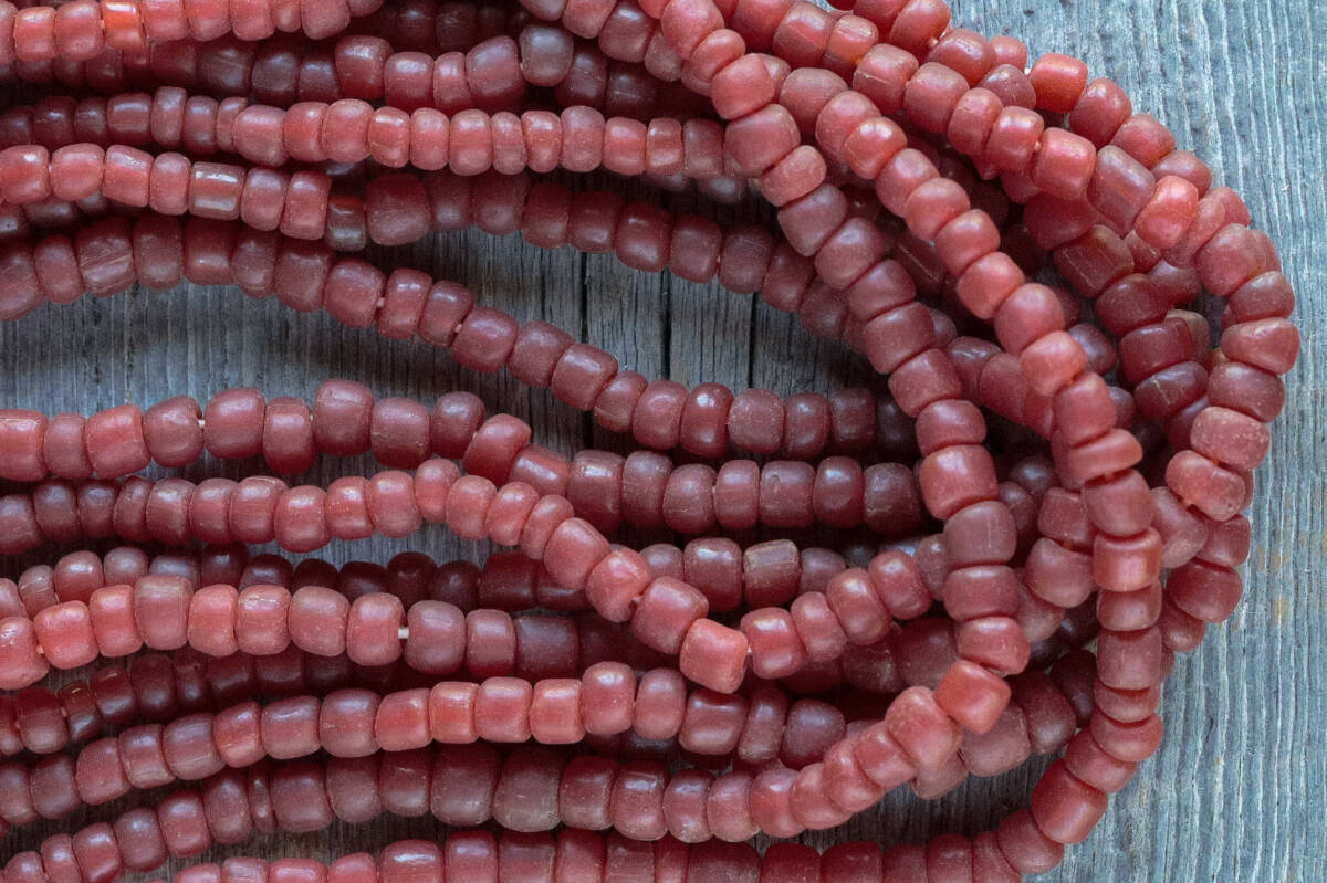 *Java grass beads拍卖