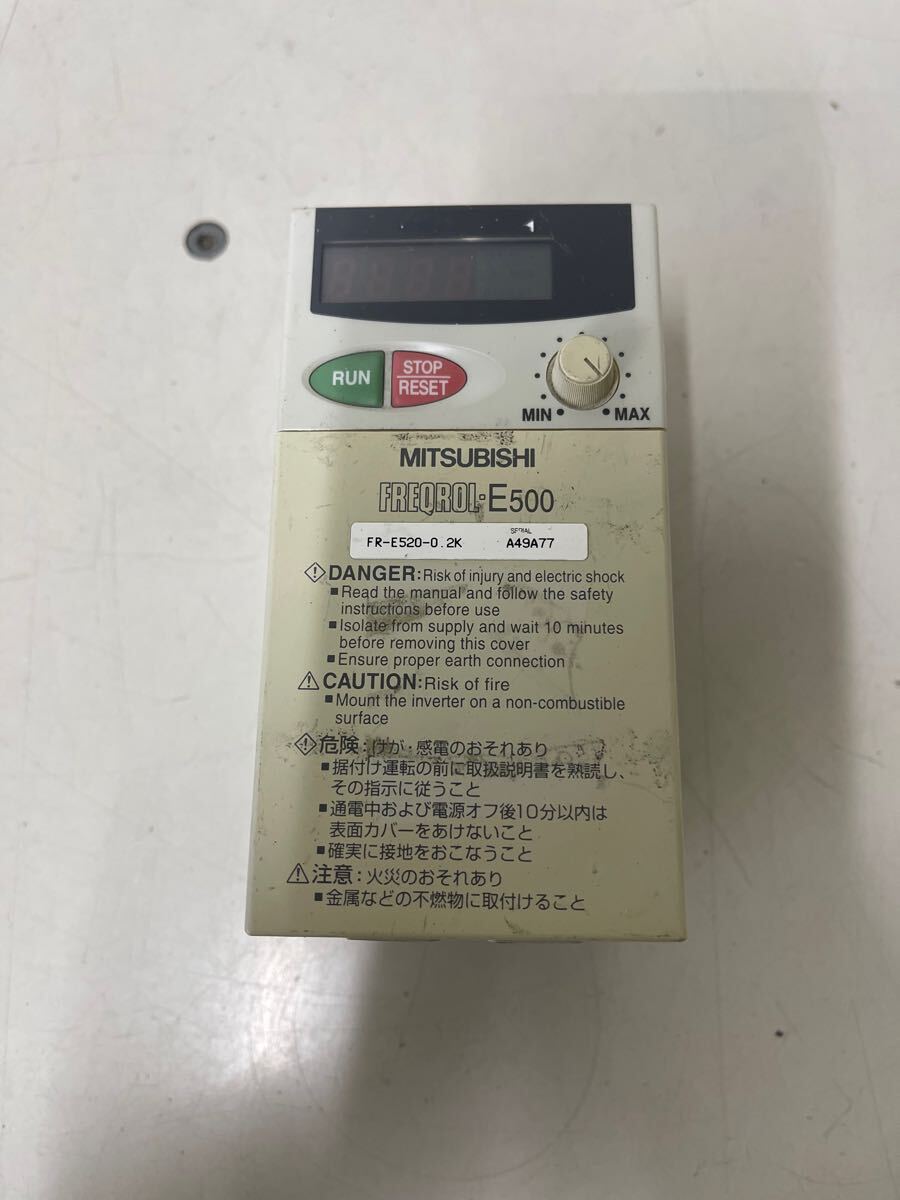 B807 三菱電機 MITSUBISHI インバータ FR-E520-0.2k拍卖