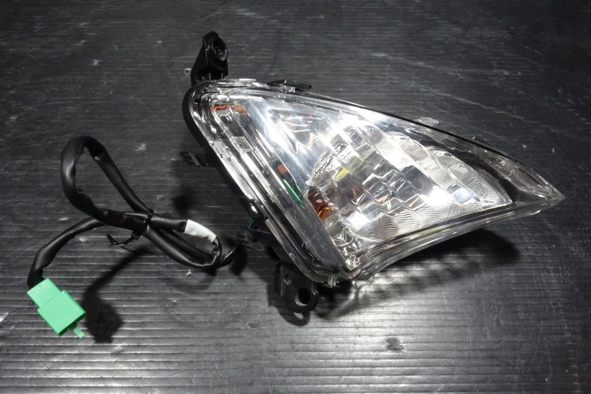 フロントウインカー 右 ヤマハ 純正 シグナス SEJ4J グリファス #R20250526拍卖