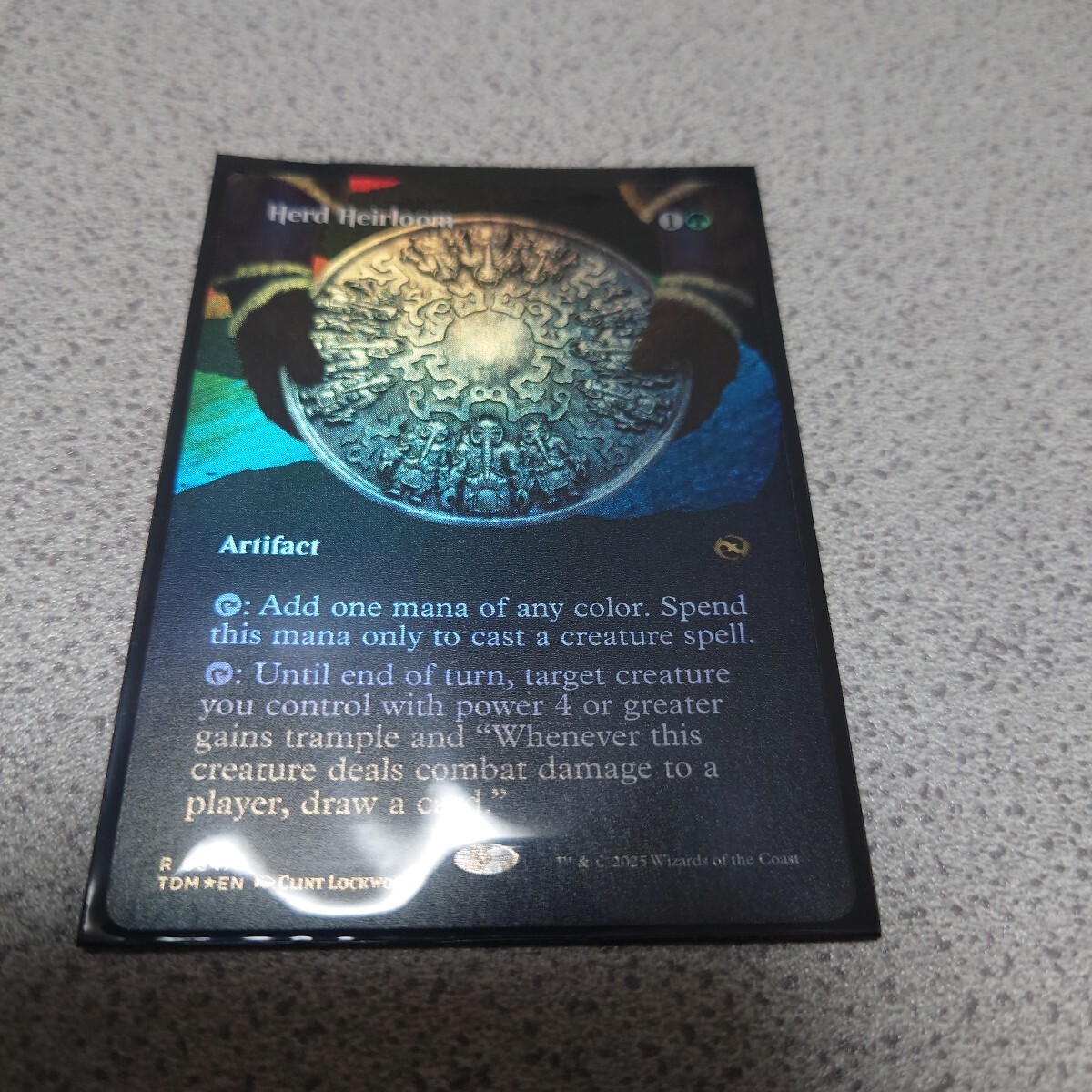 MTG TDM 群れの家宝 英語foil 一枚 ボーダーレス タルキール:龍嵐録 即決拍卖