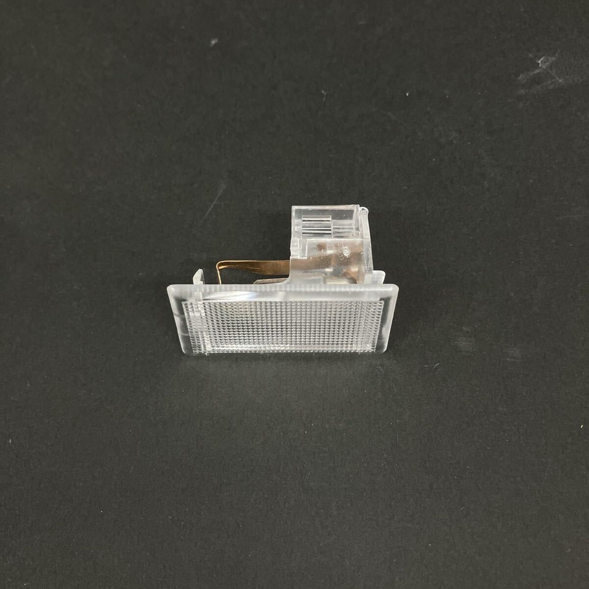 フォルクス ワーゲン C-3843 ◎ 未使用品 Volks wagen 室内灯 1H0 947 113 ゴルフⅢ 修理 交換 部品 整備 メンテナンス カー用品 内装品拍卖