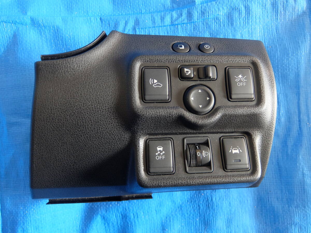 日産 ノート HE12 純正スイッチセット 684853VA0A VSCOFF/レーンデパーチャー/AUTOOFF/ドアミラースイッチ/衝突防止 2017年モデル拍卖