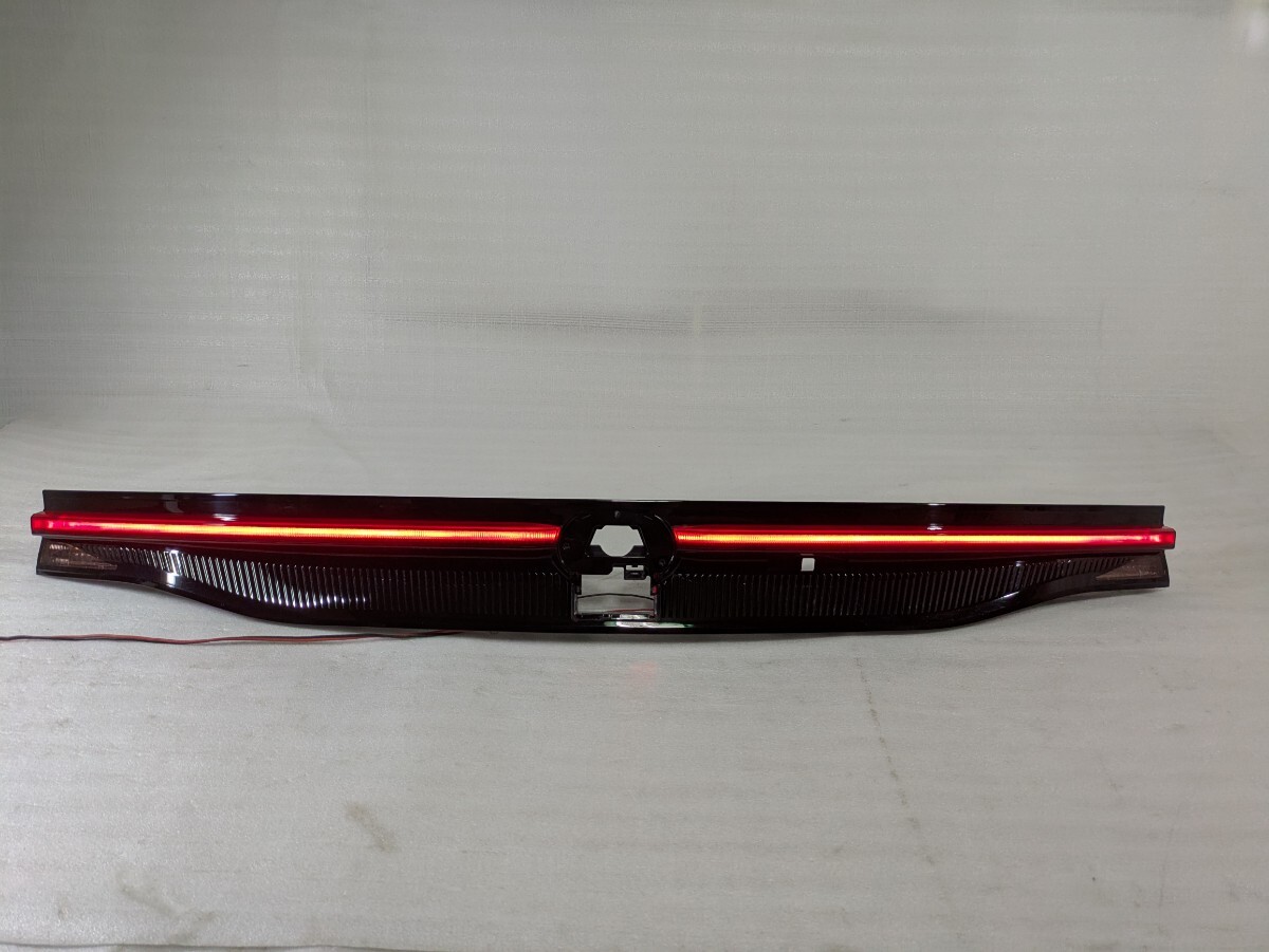 トヨタ純正 AZSH35/TZSH35 クラウン クロスオーバー LED テールライト リアガーニッシュ 81581-30670 /KOITO 30-464 棚番SH-331拍卖