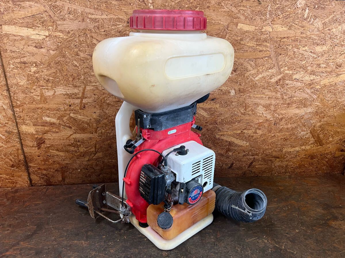 即決【6】動力散布機 井関 イセキ IG-520 エンジン式 背負型 背負式 除草 肥料 散粒 散粉 ブロワ ブロア 現状品 ジャンク拍卖