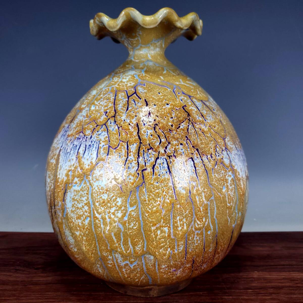 唐物 宋 鈞磁 窯変 花口瓶 陶芸 古陶磁器 中国磁器 古美術品 時代物 中国古玩 骨董品 D66拍卖