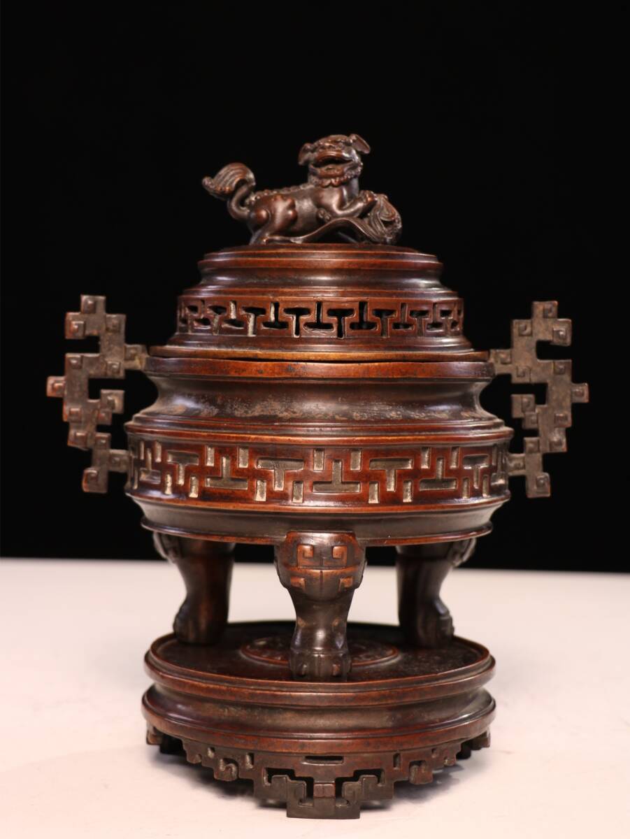 唐物 大明 宣德五年 監督工部官臣 呉邦佐造 紫銅香炉 三足両耳獅子蓋炉 銅製品 古美術品 時代物 中国古玩 骨董品 D66拍卖