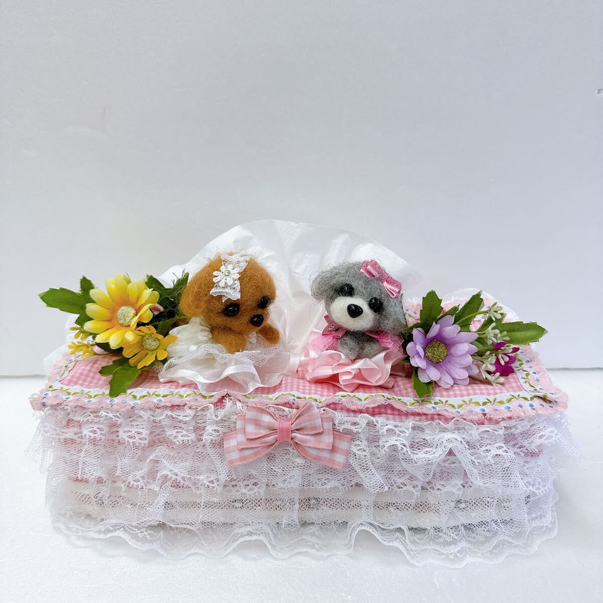 ハンドメイド ティッシュカバー 羊毛フェルト 犬 トイプードル レース リボン 花ver.拍卖