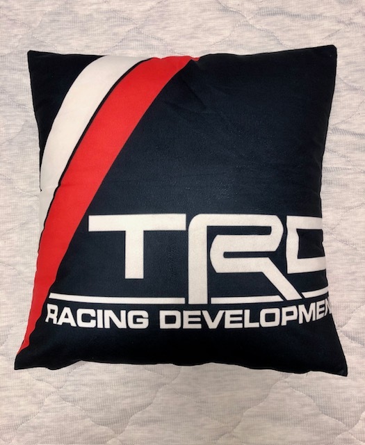 TRDロゴ 大きなクッション 日本全国送料サービス チェイサー マークⅡ スープラ ヤリス カローラ ゼロクラ アルファード 86拍卖