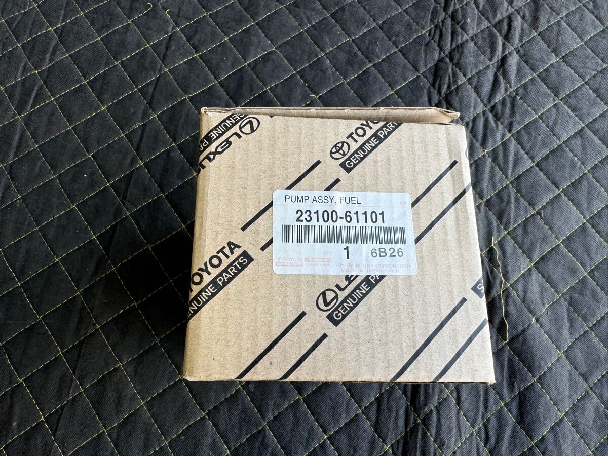 新品未使用 トヨタ純正 ランドクルーザー60 フューエルポンプ 23100-61101拍卖