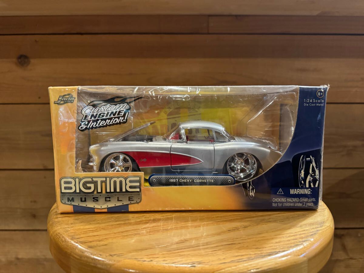 新品未使用 Jadatoys 1957 CHEVY CORVETTE シルバー 1:24 BIGTIME KUSTOMS 拍卖