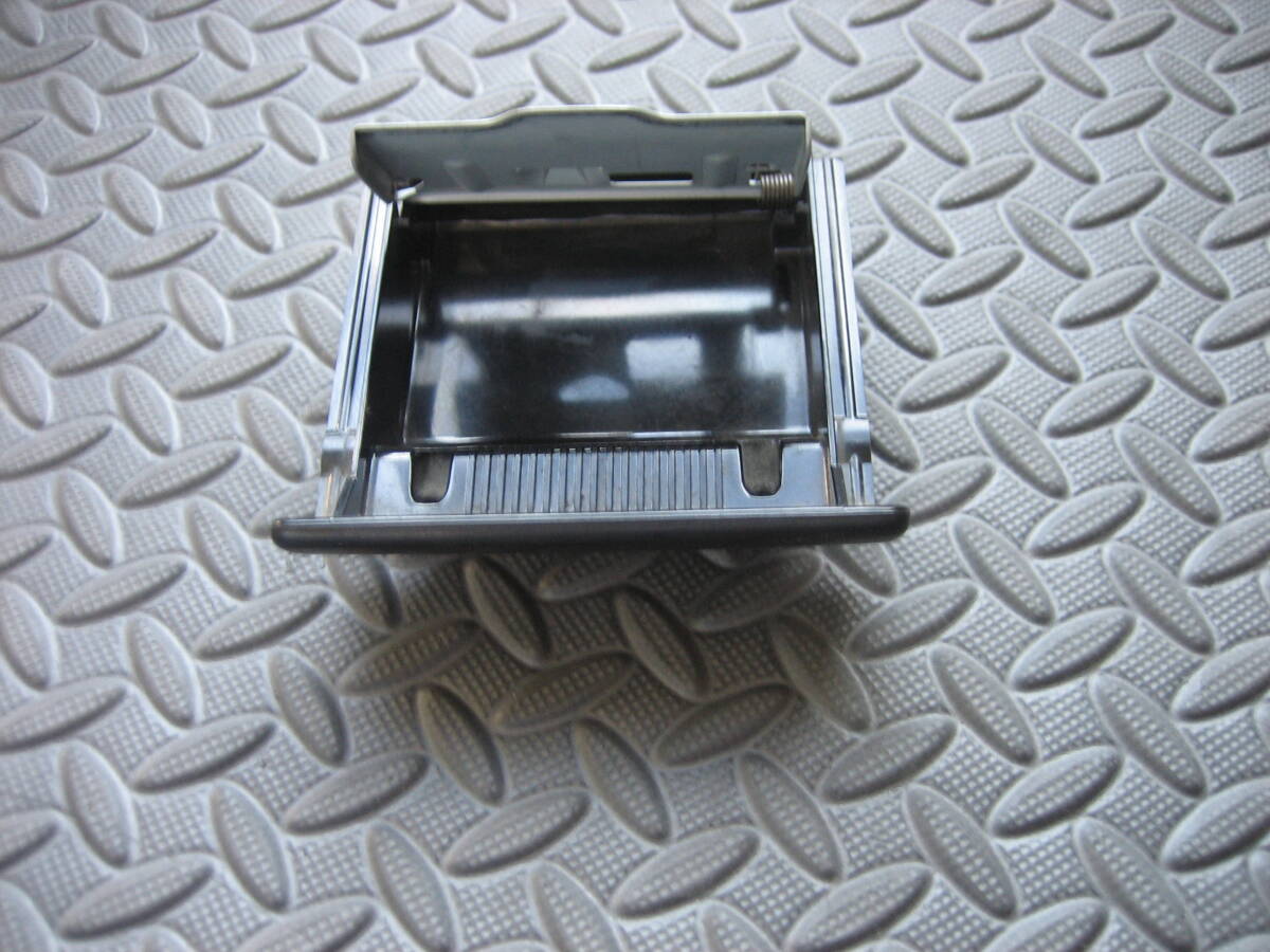 スズキ純正 灰皿 89810-58J01-5PK 中古品 拍卖