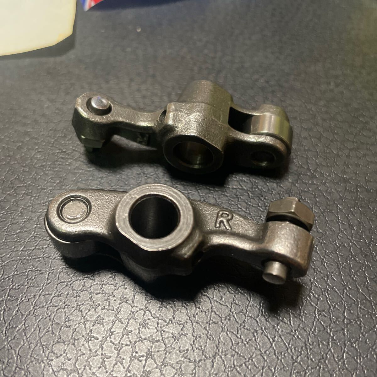 新品未使用 ジクサー/GSX150F ローラーロッカーアーム拍卖