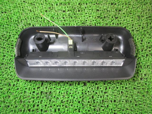 パッソ DBA-KGC30 ハイマウントストップランプ 81006-B1030 トーカイデンソー 21408 /50031拍卖