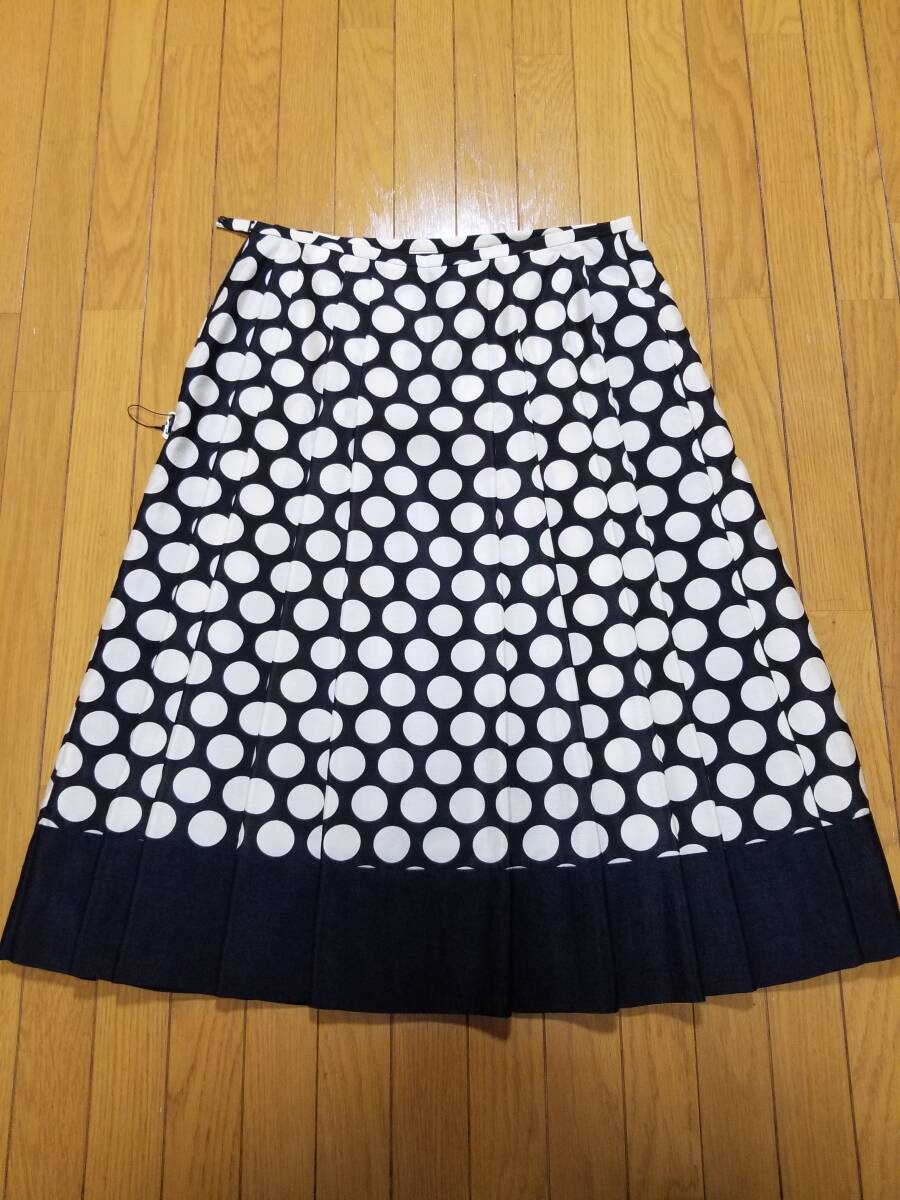 【未使用品】 PISANO(ピサーノ) 「水玉プリーツスカート」【サイズ:13ABR】【丈:約70(ミディスカート程)】拍卖