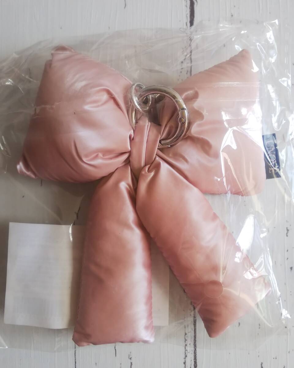 【新品未開封】 UNOVE アノブ リボン テールキーリング サイズ:W110 H135mm拍卖