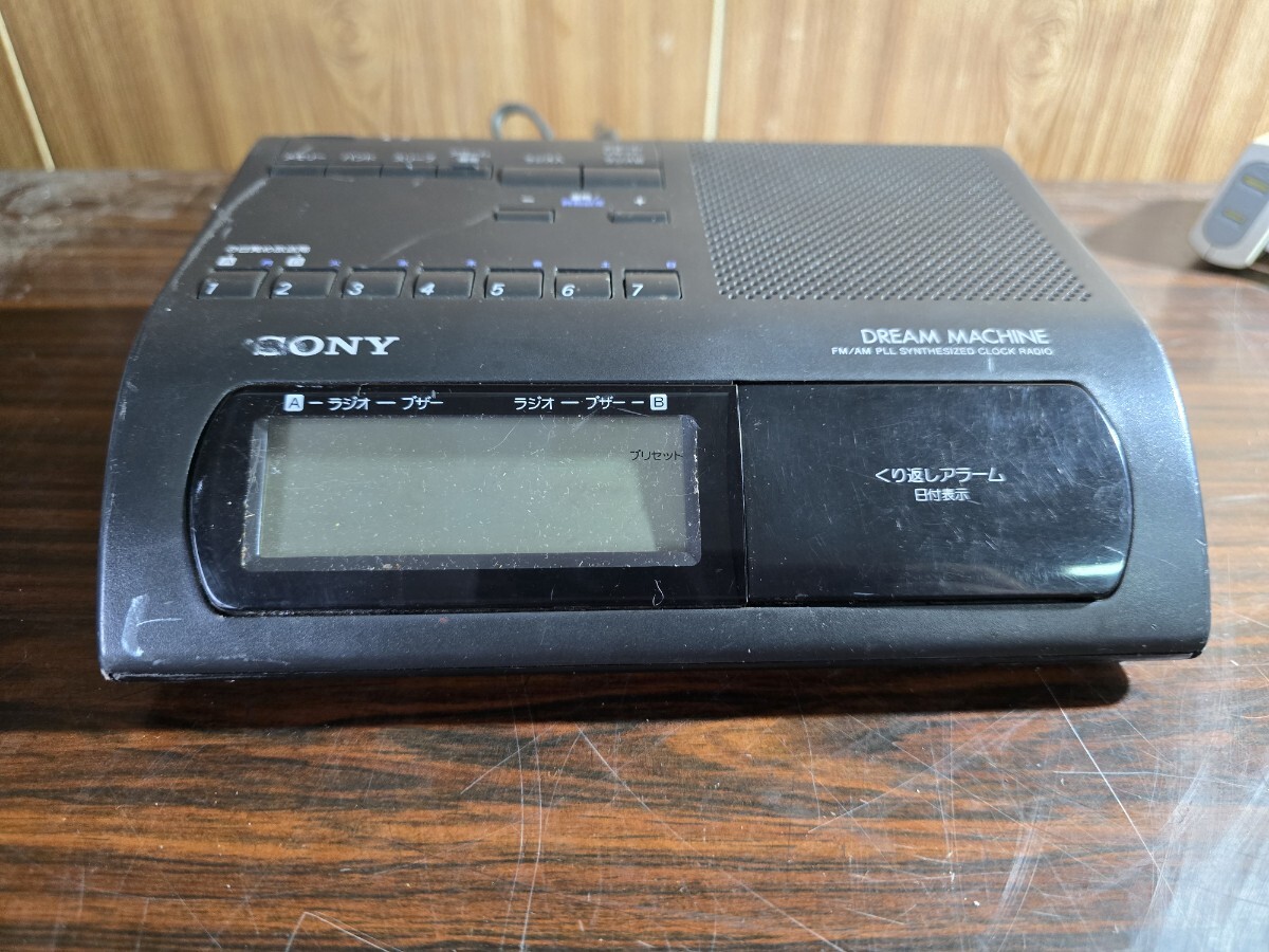 SONY ソニー ラジオ付き目覚まし時計 ICF-C303拍卖