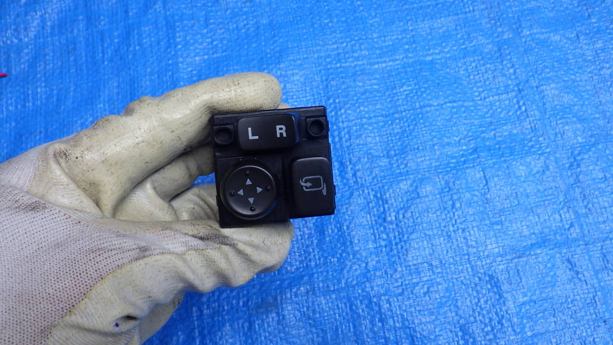 スズキ ワゴンR MH23S MJ23S 純正 ドアミラースイッチ 動作品 送料一律400円 Z9拍卖