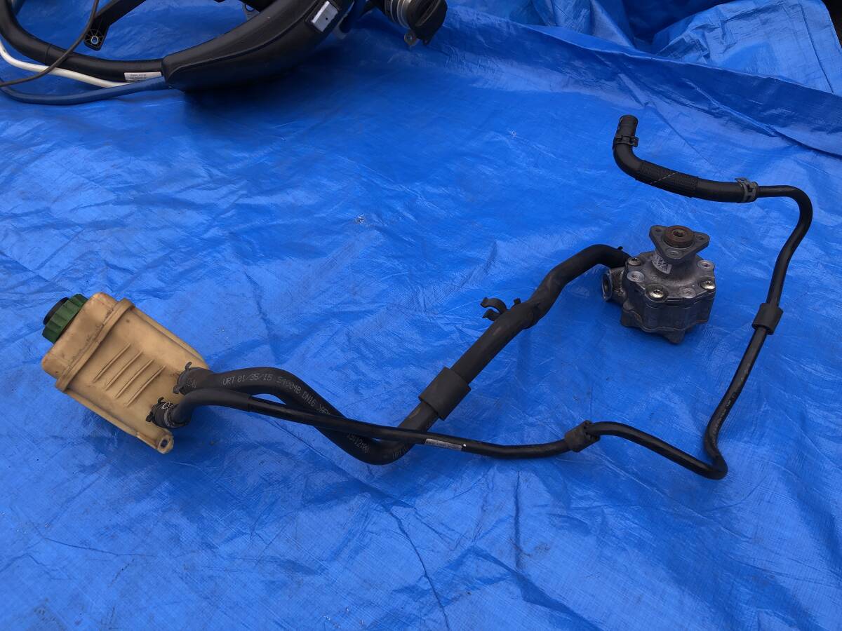 ポルシェ カイエン 958 後期 ベースグレード パワーステアリング油圧ポンプ タンク付き 7P5 422 154 D H28年式 管22054拍卖