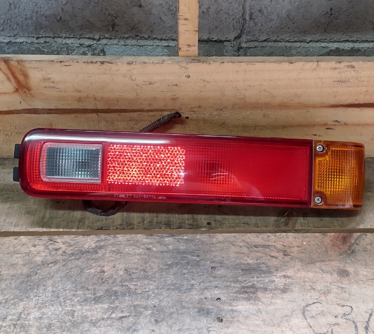 右 テールライト ホンダ トゥディ ポシェット JA2 H3/1 6474 0023 KoiTo 043-8377 33550-SD5-J14 中古 16006604拍卖