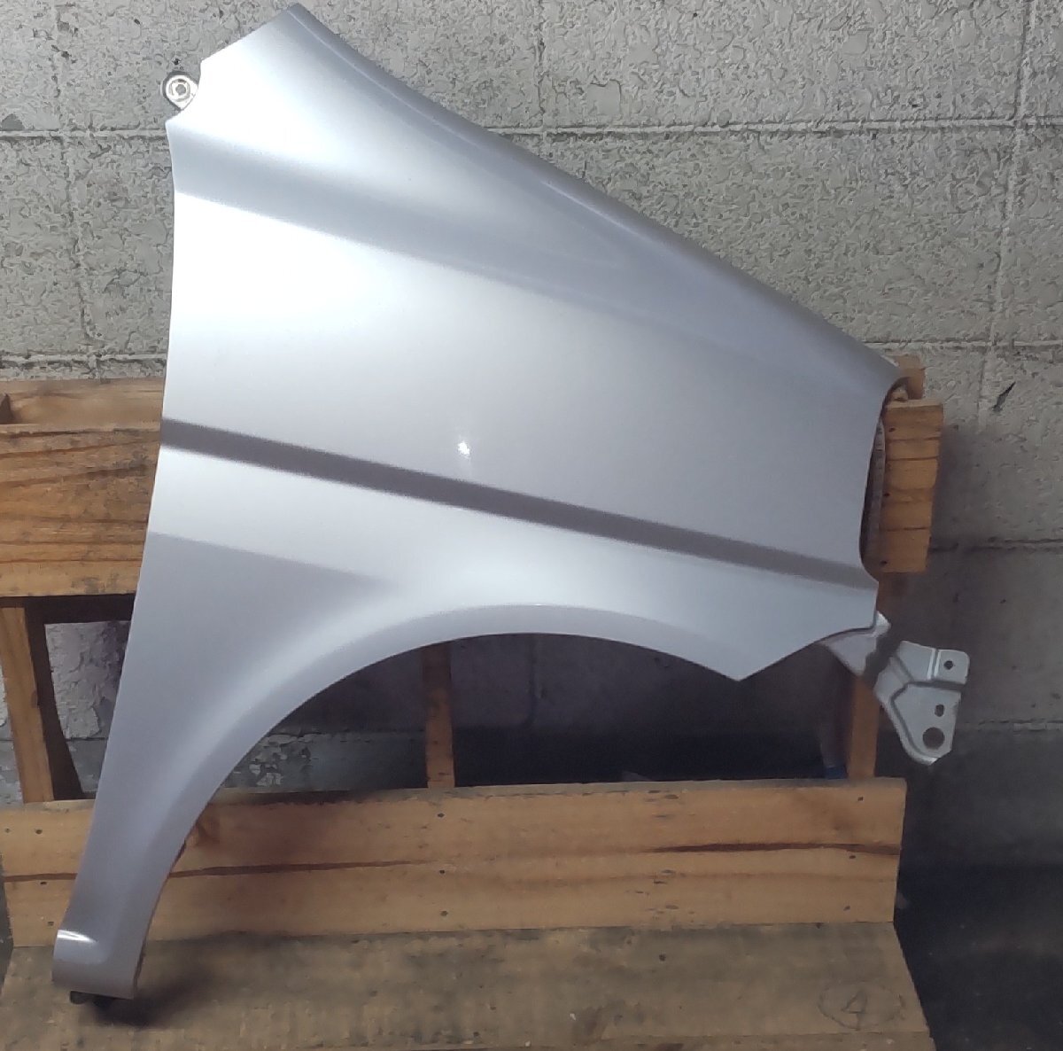 右 フェンダー ホンダ ライフ JA4 H9/5 7243 0137 NH95M ブレードシルバー 60211-S1F-000ZZ 中古拍卖