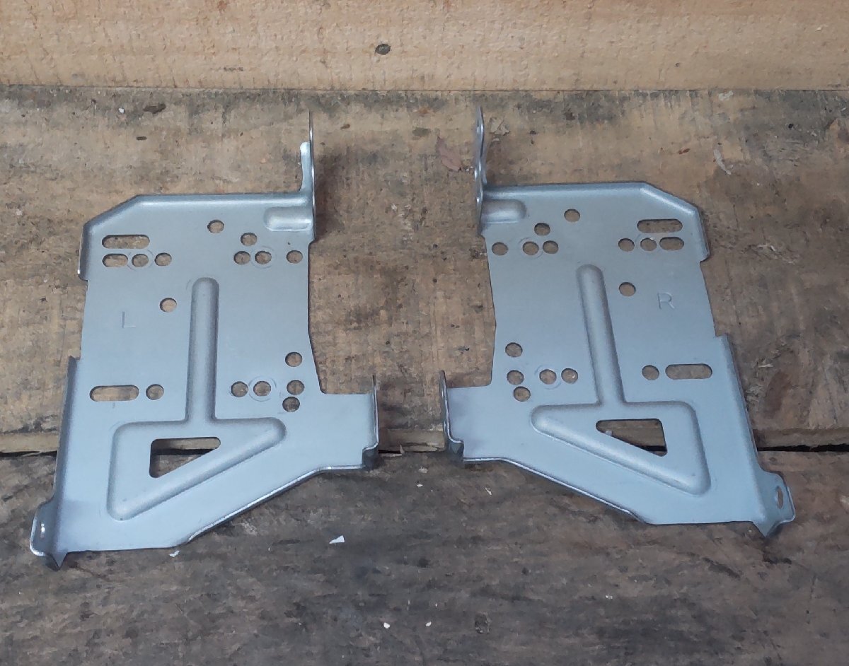 オーディオ ブラケット 日産 ルークス ML1S H24/11 16363 0020 28053-4A00C 28054-4A00B 中古拍卖