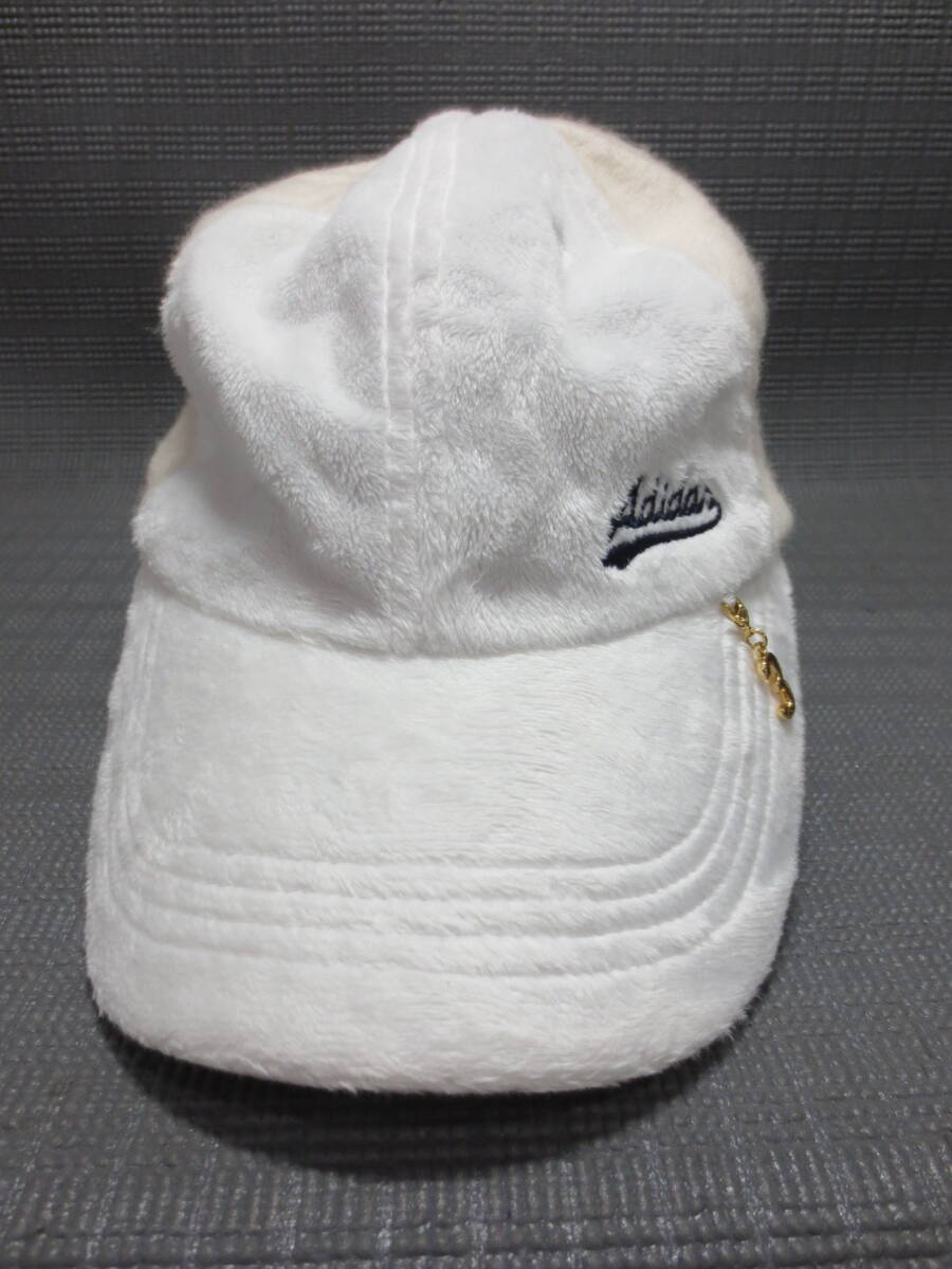 adidas アディダス キャップ 帽子 もこもこ ホワイト フリーサイズ 56~58㎝ J2506B拍卖