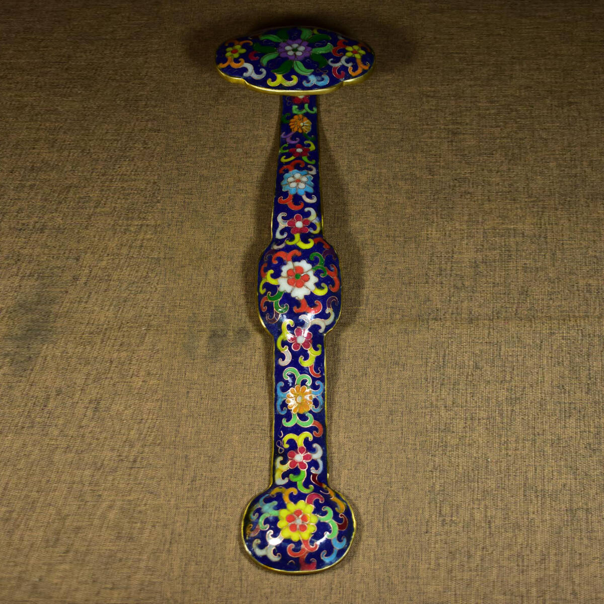 6KH2901 人間国宝 銅製品 中国古美術 中国骨董 【景泰藍の置物です】美品 時代物 珍品旧蔵 伝世家珍拍卖